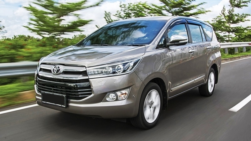 Vấn đề về giá khiến Toyota Innova 2016 gặp khó tại Việt Nam