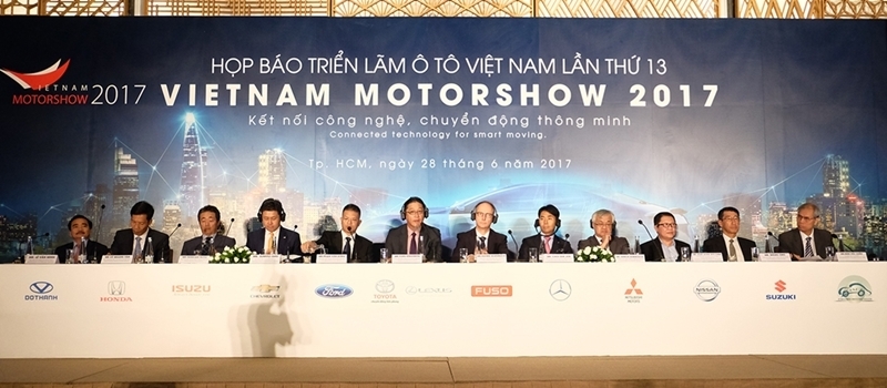 Trien lam o to Viet Nam - Vietnam Motor Show 2017 khai man ngay 1/8