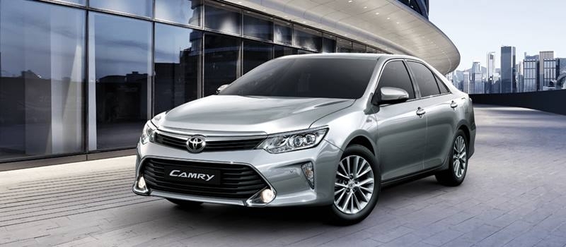 Toyota Camry 2017-2018 tai Viet Nam nang cap nhe, gia moi tu 997 trieu dong