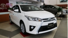 Gia xe Toyota Yaris 2018 tai Viet Nam - Yaris E CVT va Yaris G CVT
