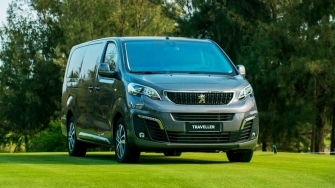 Chi tiet xe 7 cho Peugeot Traveller Luxury 2019 tai Viet Nam