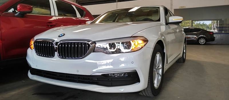 BMW 520i 2019 co gia moi 2,159 ty dong, BMW 530i co gia 2,919 ty dong