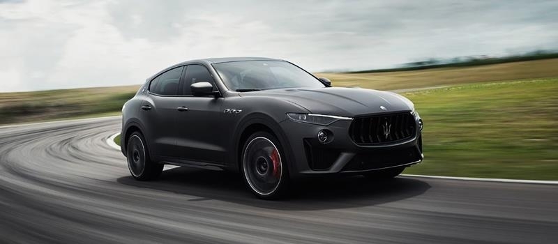 Maserati Levante Trofeo 2020 co gia ban 14 ty dong tai Viet Nam