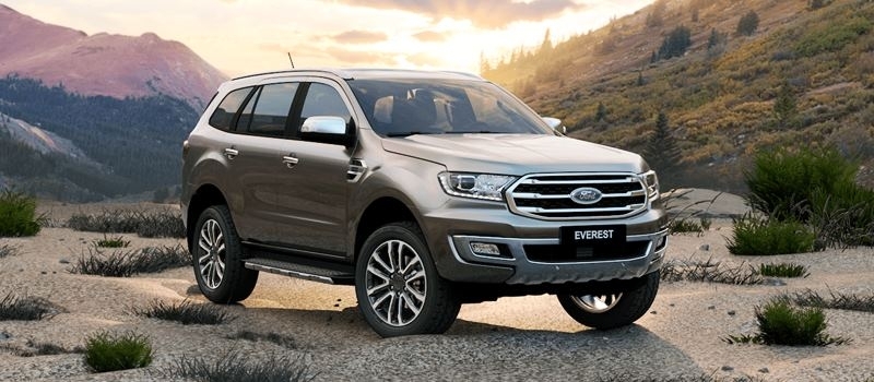 Gia xe Ford Everest 2020 moi nang cap tai Viet Nam tu 999 trieu dong