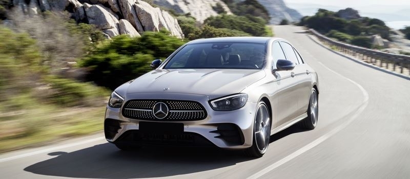 Mercedes E-Class 2021 phien ban moi nang cap