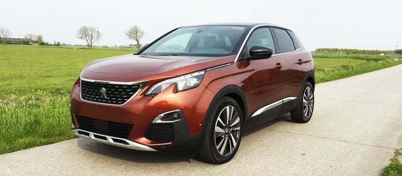 Truong Hai ban ra hai phien ban gia re Peugeot 3008 L2 va 5008 L2