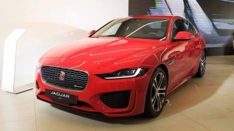 Gia ban xe Jaguar XE 2020 tai Viet Nam tu 2,61 ty dong