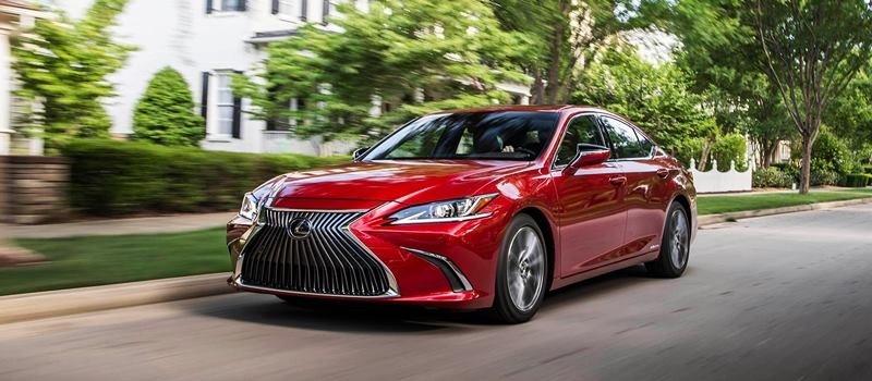 Lexus ES 2021 tai Viet Nam co gia ban tu 2,54 ty dong