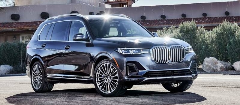 Gia ban xe BMW X7 2021 tai Viet Nam tu 5,869 ty dong