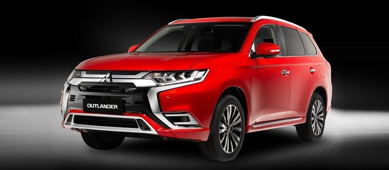 Gia ban xe Mitsubishi Outlander 2022 moi tu 825 trieu dong