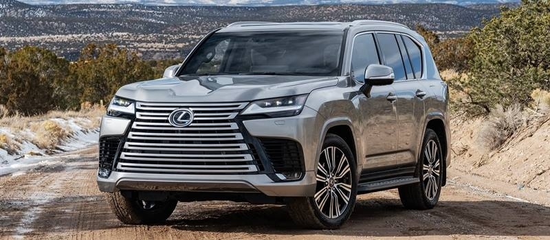 Gia ban xe Lexus LX 600 tai Viet Nam tu 8,1 ty dong