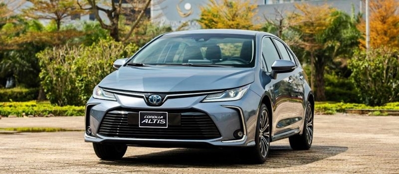 So sanh khac biet cac phien ban xe Toyota Corolla Altis 2023