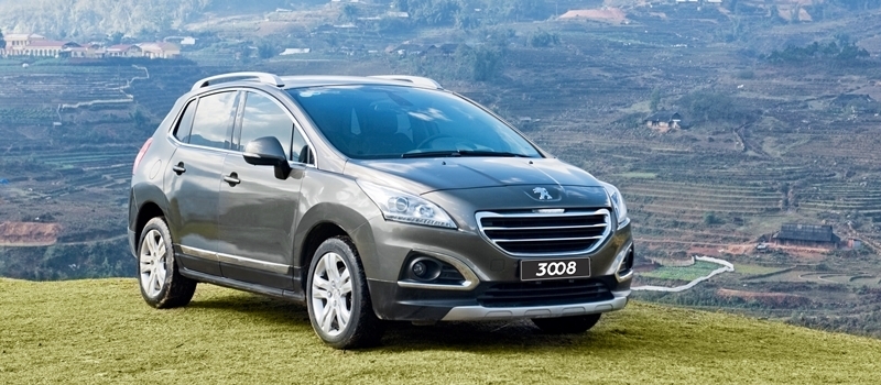 Bang gia xe Peugeot va chuong trinh khuyen mai thang 8/2016