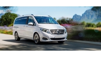 Mercedes V-Class 2016 ban may xang co gia 2,569 ty dong