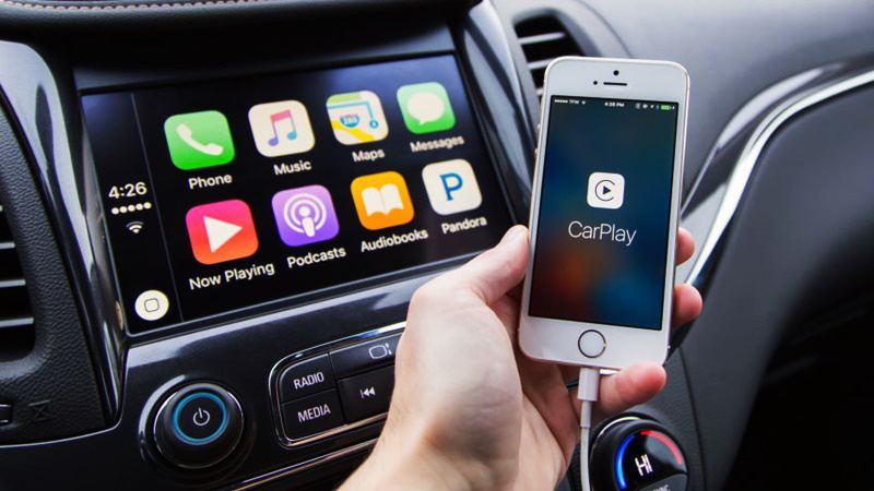 Tính năng Apple CarPlay kết nối iPhone trên xe ô tô là gì? - Ảnh 1