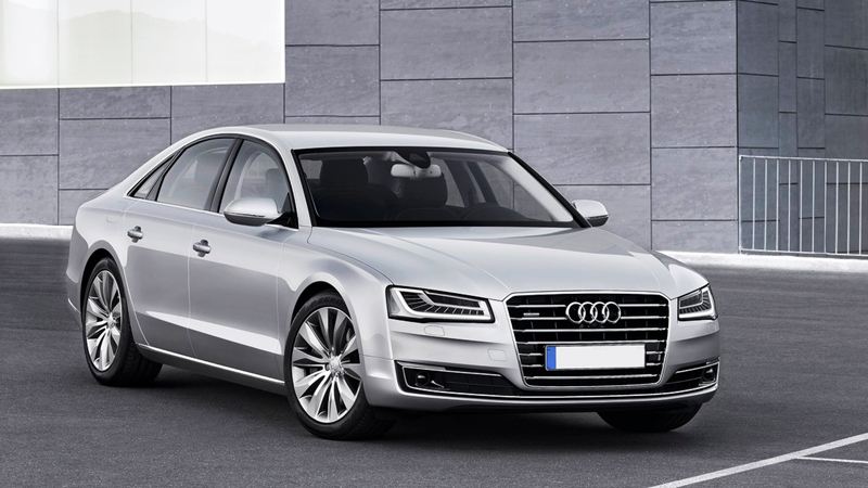 Audi-A8-2016-tuvanmuaxe-vn-12
