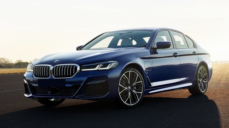 Sedan hạng sang BMW 5-Series 2021 mới nâng cấp - Ảnh 1
