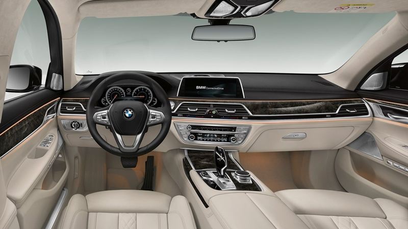 BMW-7-Series-2016-tuvanmuaxe-vn-23