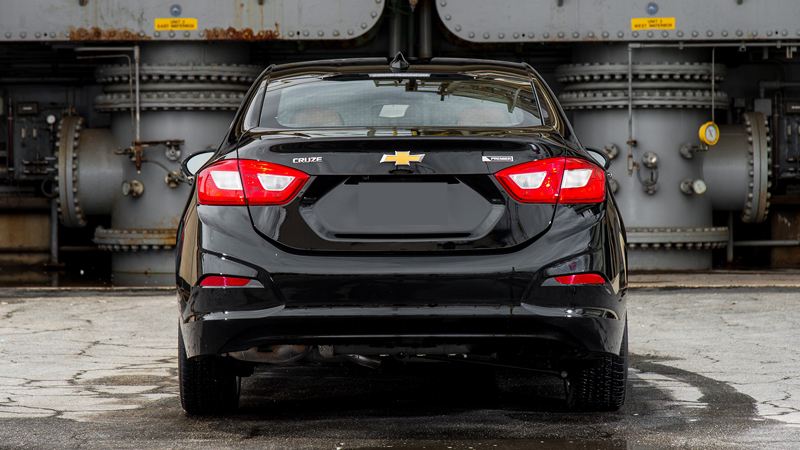 Hình ảnh chi tiết xe Chevrolet Cruze 2017 - Ảnh 3