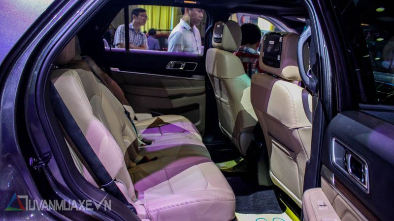 Ford Explorer 2017 chính thức ra mắt Việt Nam, giá 2,18 tỷ đồng - Ảnh 4