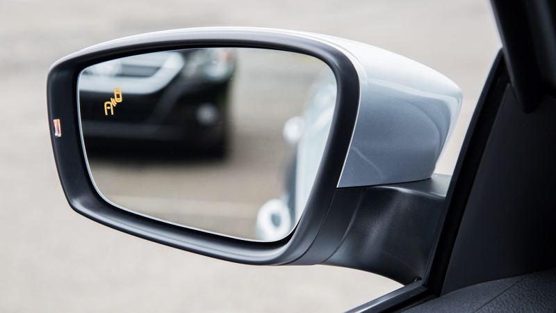 Tìm hiểu hệ thống cảnh báo điểm mù BSM trên xe hơi - Ảnh 2