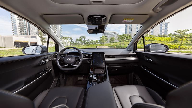 Hyundai Custin - MPV xứng đáng với mức giá dưới 1 tỷ đồng - Ảnh 4