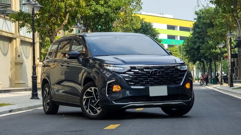 Hyundai Custin - MPV xứng đáng với mức giá dưới 1 tỷ đồng - Ảnh 1