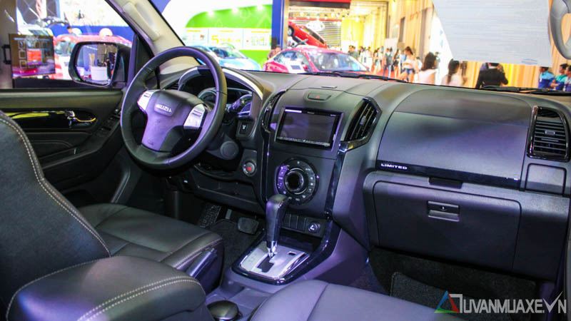 Hình ảnh chi tiết xe Isuzu MU-X 2016 bản Limited giá 990 triệu - Ảnh 4