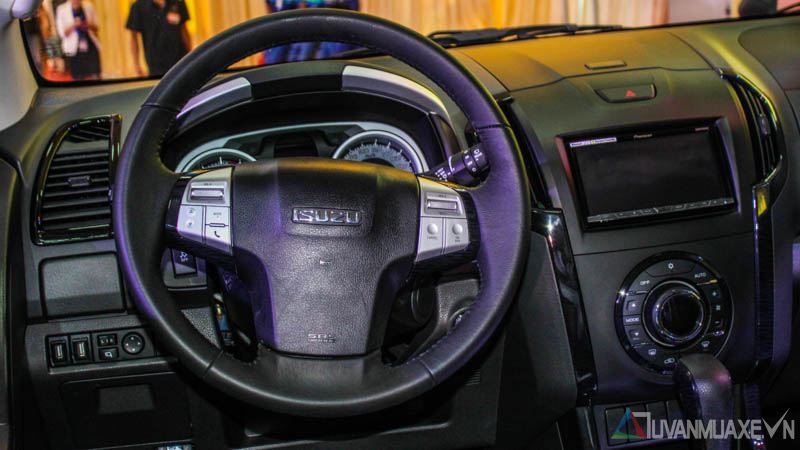 Hình ảnh chi tiết xe Isuzu MU-X 2016 bản Limited giá 990 triệu - Ảnh 7