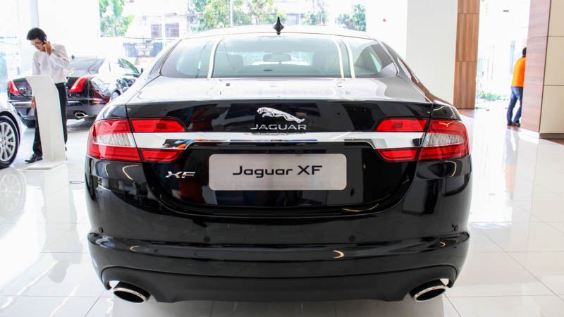Jaguar-XF-2016-tuvanmuaxe-4933