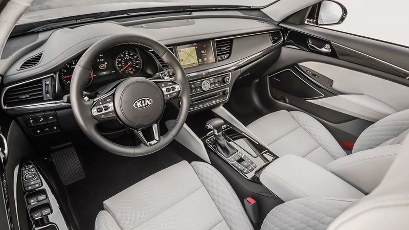 Xe sedan hạng sang Kia Cadenza 2017 ra mắt - Ảnh 4
