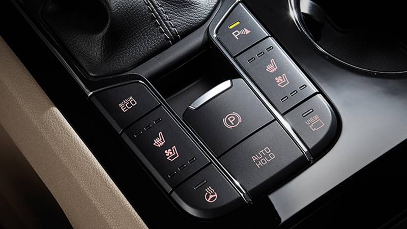 Kia Grand Sedona 2019 phiên bản mới nâng cấp thiết kế và trang bị - Ảnh 6