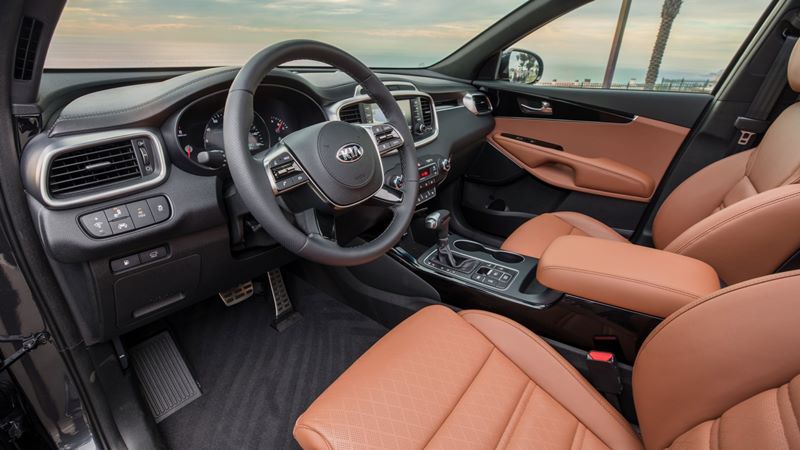 Kia Sorento 2019 - Xe 7 chỗ thiết kế đẹp, trang bị hấp dẫn - Ảnh 4