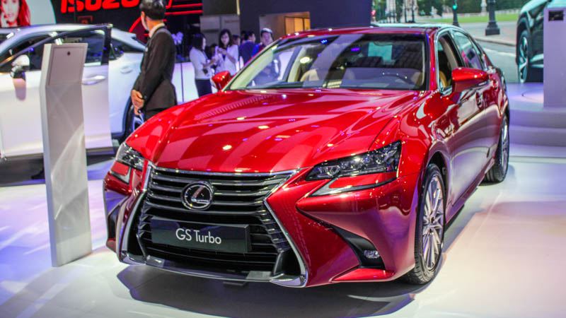 Lexus GS Turbo 2017 có gì nổi bật với giá 3,13 tỷ đồng