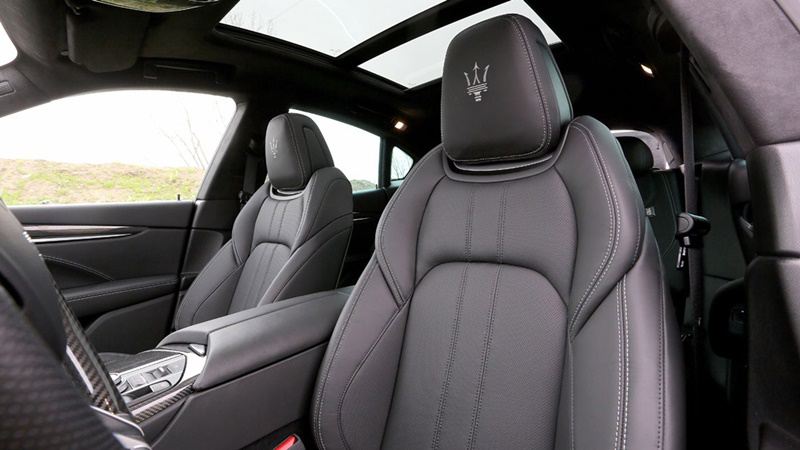 Maserati Levante 2016 có giá bán 4,99 tỷ đồng tại Việt Nam - Ảnh 7