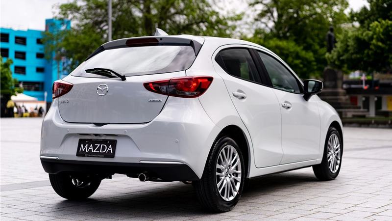 Chi tiết những thay đổi mới trên Mazda 2 2020 - Sedan và Hatchback - Ảnh 3