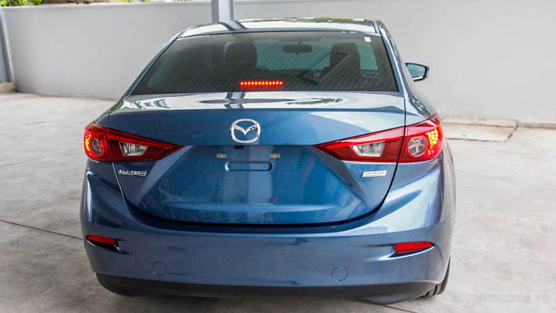  Cuadros detallados de Mazda 3 Sedan 2015-2016 en Vietnam