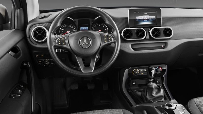 Mercedes X-Class 2018 chính thức ra mắt, giá bán từ 43.000 USD - Ảnh 10