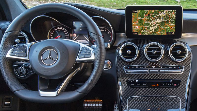 Đánh giá Mercedes GLC Coupe 2016 phiên bản GLC300 - Ảnh 12