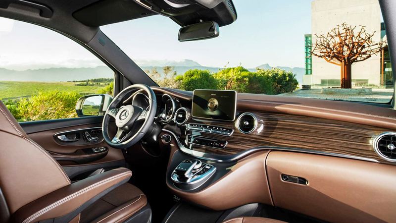 Mercedes V-Class 2016 bản máy xăng có giá 2,569 tỷ đồng - Ảnh 3