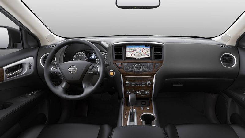 SUV 7 chỗ Nissan Pathfinder 2017 có giá bán 30.890 USD - Ảnh 3
