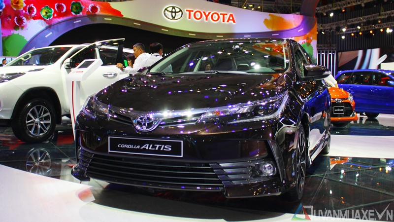 Toyota Altis 2018 phiên bản mới tại Việt Nam - Ảnh 2