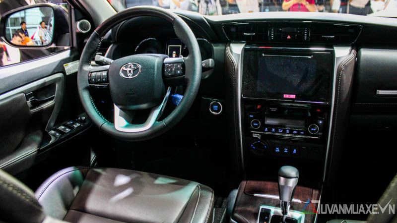Toyota Fortuner 2016-2017 thế hệ mới ra mắt Việt Nam - Ảnh 3