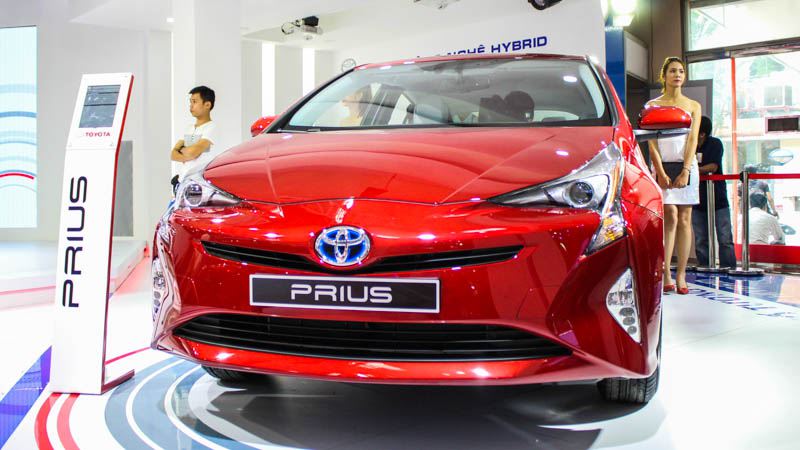 Toyota Prius 2017 ra mắt tại Việt Nam - Ảnh 1