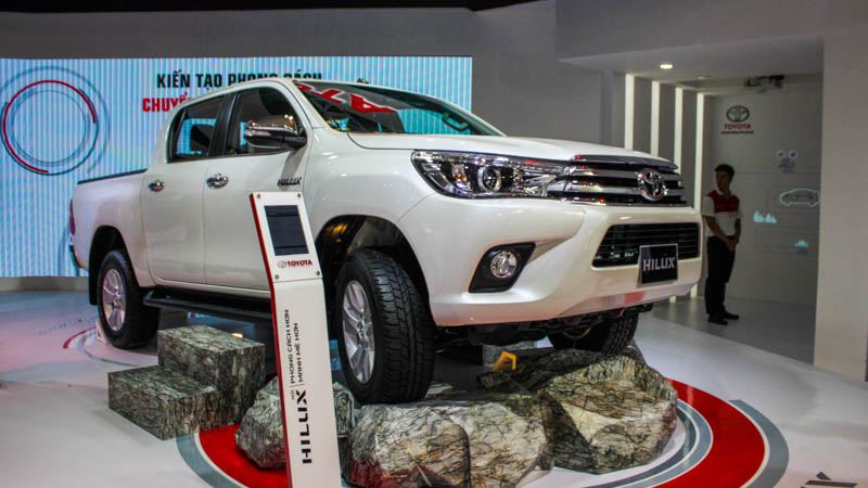 Toyota Hilux 2016 tại Việt Nam được nâng cấp động cơ, hộp số mới - Ảnh 4