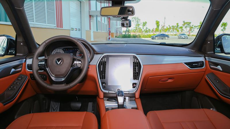 So sánh xe VinFast LUX SA2.0 và Mazda CX-8 2019 ở tầm giá 1,4 tỷ đồng - Ảnh 8
