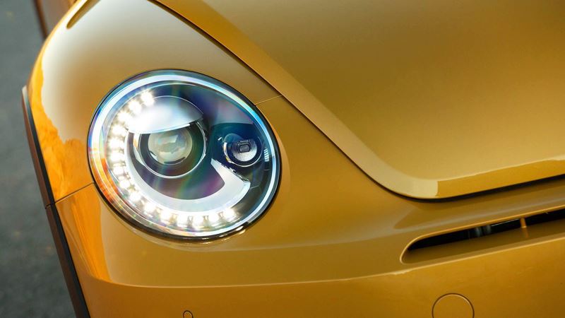 Chi tiết xe Volkswagen Beetle Dune 2018 đang bán tại Việt Nam - Ảnh 4