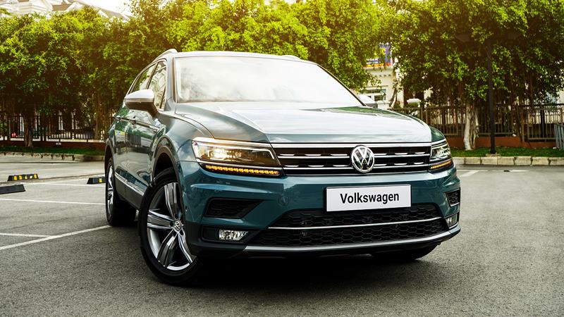 Bản cao cấp Volkswagen Tiguan Allspace Luxury 2019 giá bán 1,85 tỷ đồng - Ảnh 1