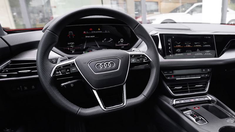 Giá xe điện Audi e-tron GT 2022 bán tại Việt Nam từ 5,2 tỷ đồng - Ảnh 8