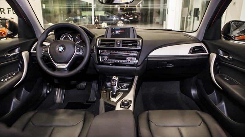 Chi tiết xe BMW 1-Series 2019 tại Việt Nam - BMW 118i Hatchback - Ảnh 4